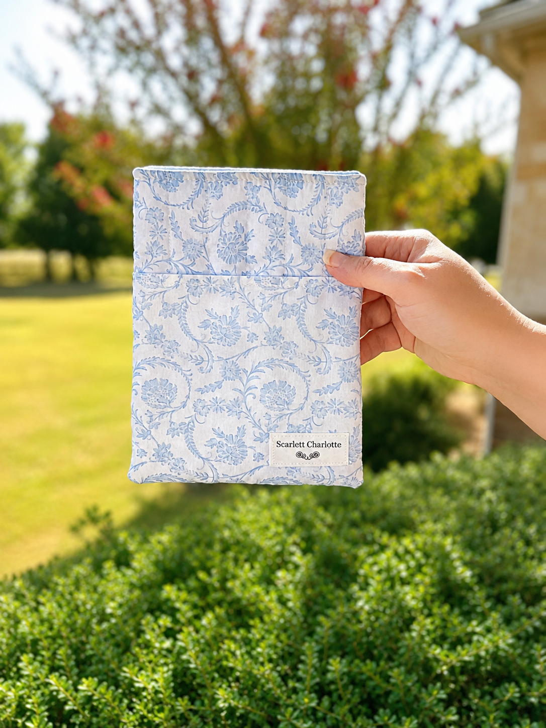 Cottage Blue Chinoiserie Quilted E-Reader and Book Sleeves